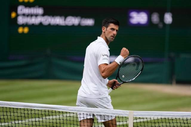  贝雷蒂尼暴力正手发威，速胜对手轻松过关