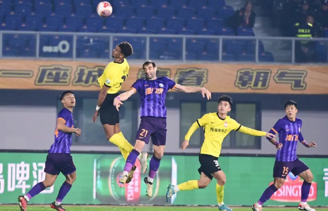  任意球大师显威，直接破门锁定胜局