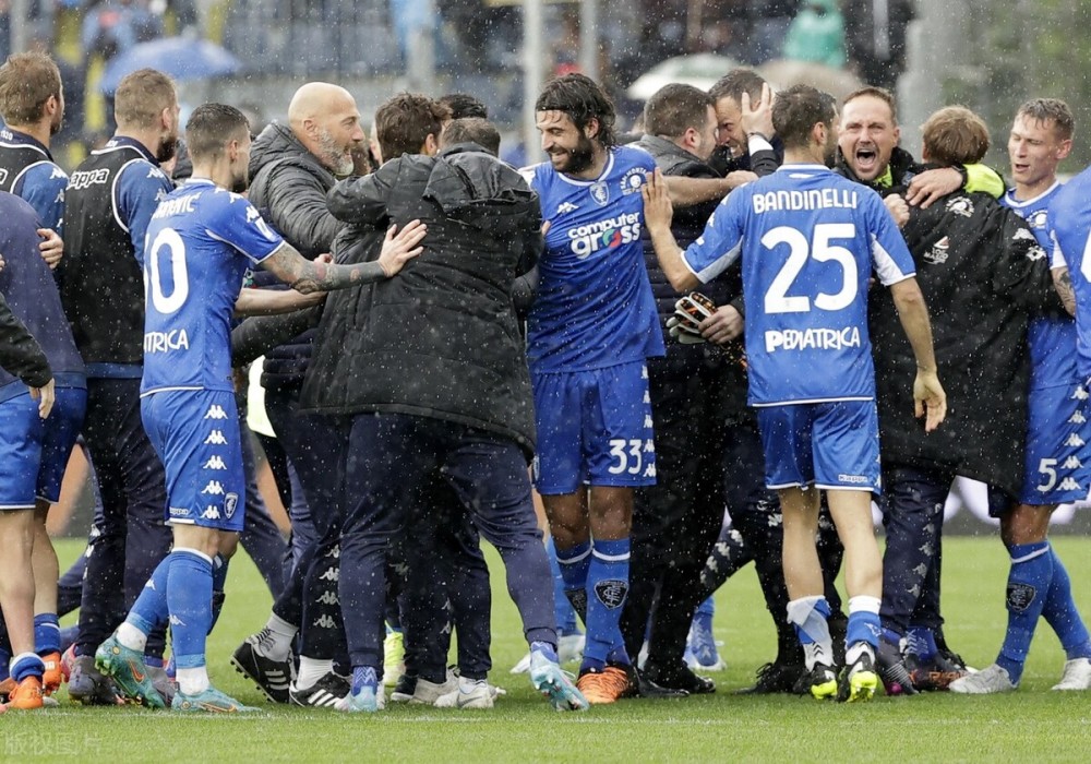 意大利杯半决赛,国际米兰逆转那不勒斯