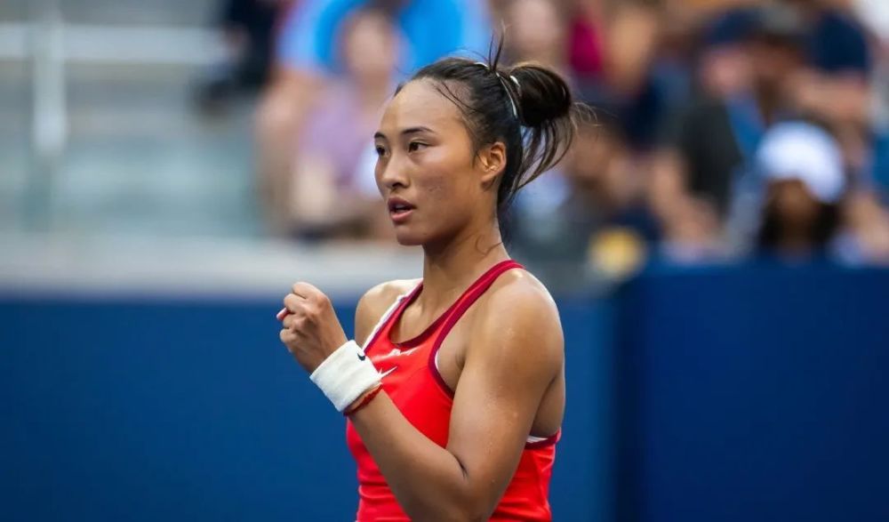  中国金花郑钦文突破，首进大满贯八强