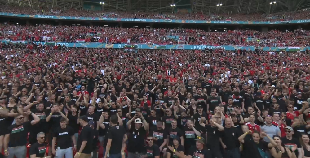  欧洲杯预选赛，葡萄牙客场完胜冰岛