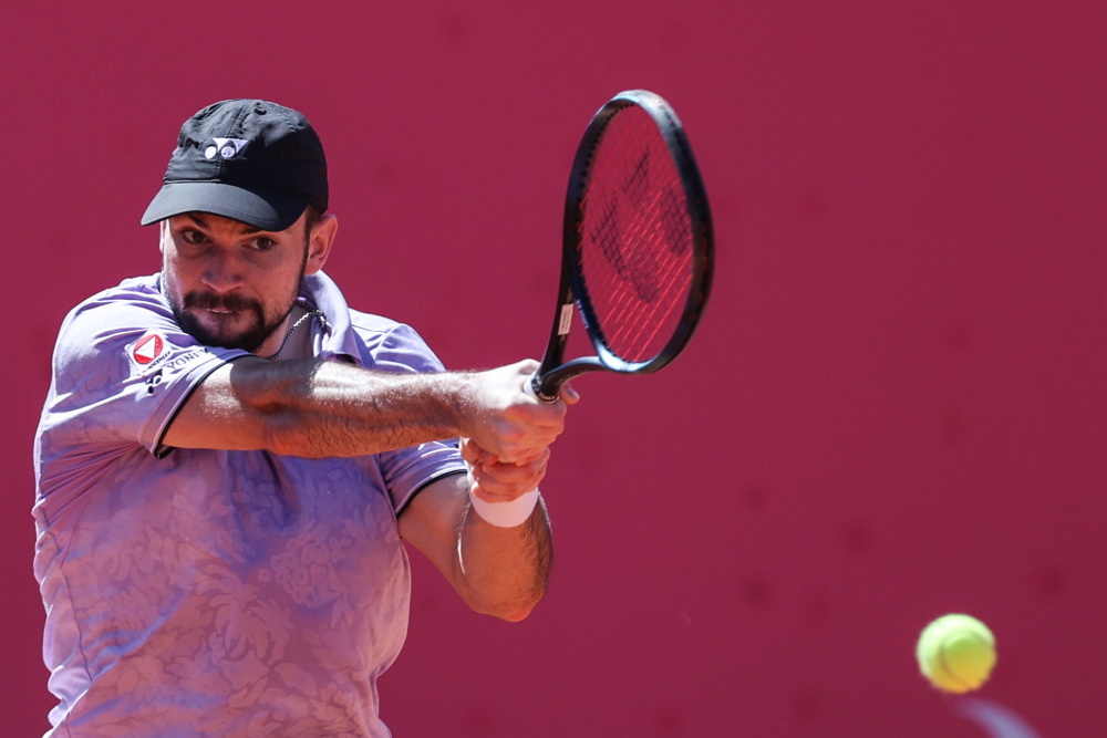  凯茨曼诺维奇发球上网组合拳见成效