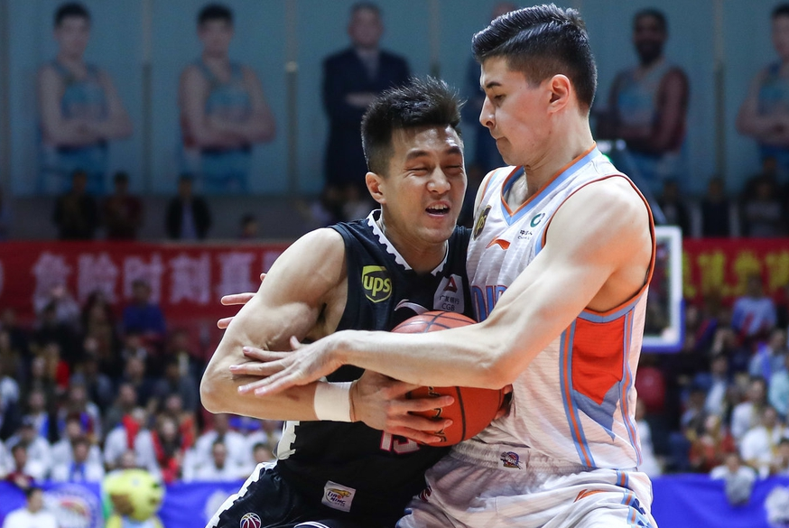  四川金强进攻乏力大比分落后于辽宁